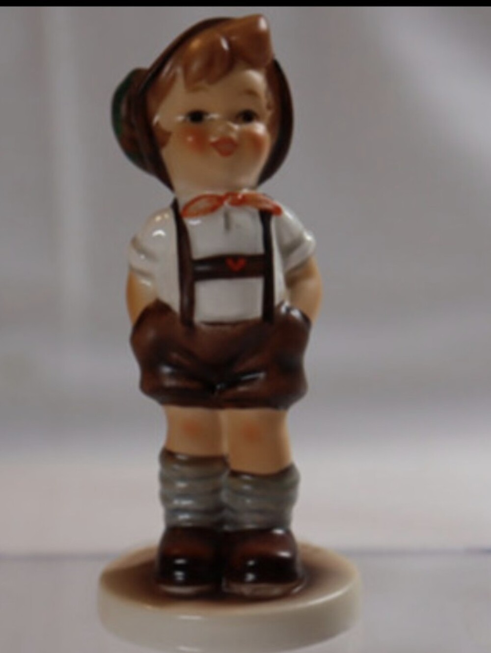 Vintage Goebel Hummel Club Exclusive “For Keeps” 3 ½“ Figurine #102 w/Box